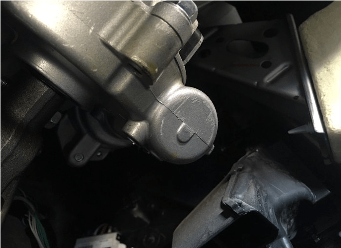 汽車方向機漏油原因及處理方法解析