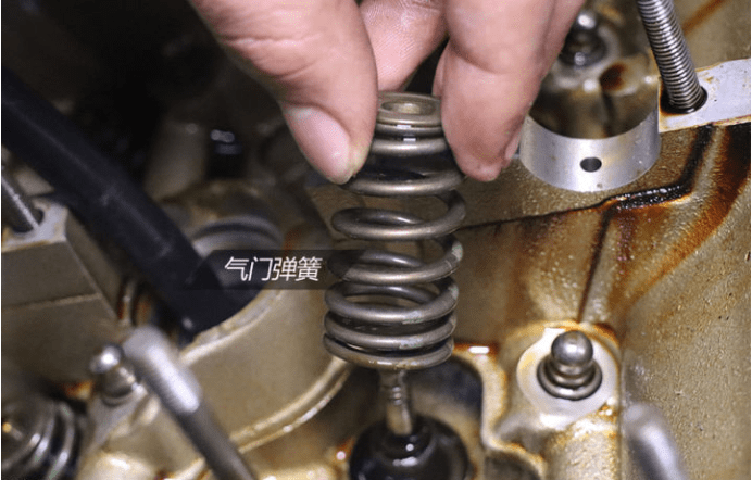 燒機油不可怕 發(fā)動機燒機油解決方案(下)