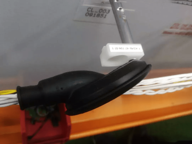 淺談密封圈在汽車線束上的使用